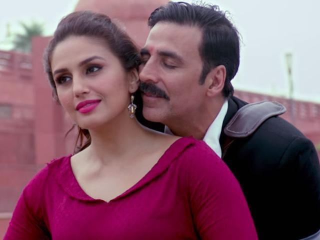Huma Qureshi starred opposite Akshay Kumar in Jolly LLB 2. Huma Qureshi starred opposite Akshay Kumar in Jolly LLB 2.