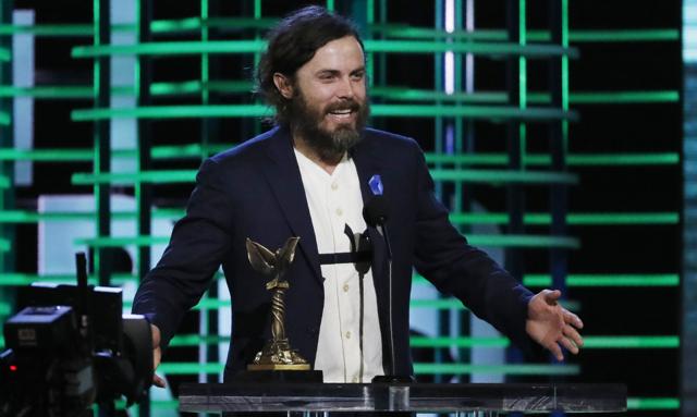 Best Male Lead winner Casey Affleck accepts his award for the film Manchester by the Sea at the 2017 Film Independent Spirit Awards in Santa Monica. (REUTERS) Best Male Lead winner Casey Affleck accepts his award for the film Manchester by the Sea at the 2017 Film Independent Spirit Awards in Santa Monica. (REUTERS)