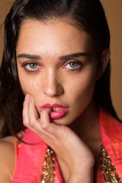 Amy Jackson looks UNRECOGNISABLE in latest photos, SHOCKS fans with new  look: Check Out Details - Masala