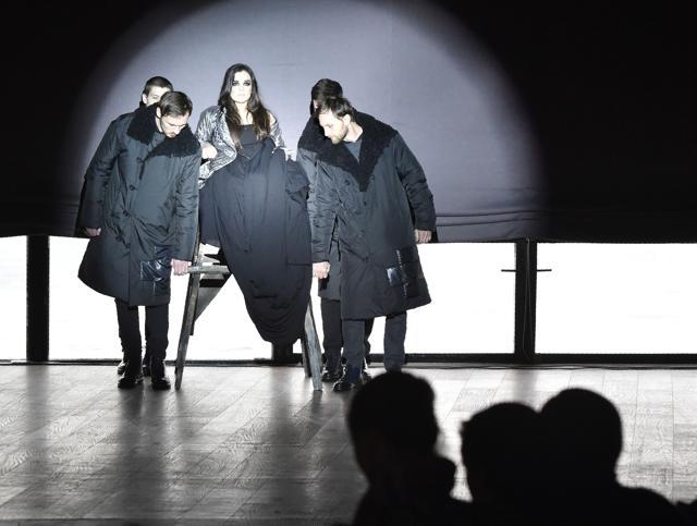 Ukrainian model Alexandra Kutas presents a creation during a fashion show of Ukrainian fashion designer Fedir Vozianov, during the Ukrainian Fashion Week in Kiev. (AFP Photo)