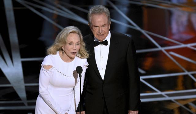 Faye Dunaway, left, and Warren Beatty present the award for best picture. (AP) Faye Dunaway, left, and Warren Beatty present the award for best picture. (AP)