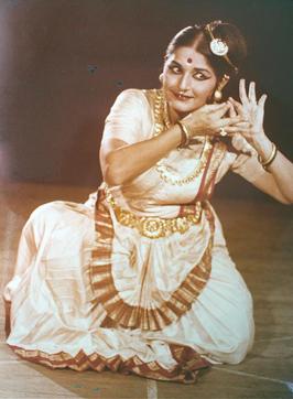 Kanak Rele as a Mohiniattam performer in 1984 (Photo courtesy: Kanak Rele)