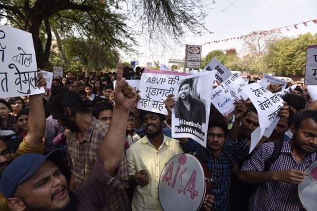 Sudents turned up in large numbers at the campus to protest against ABVP. Sudents turned up in large numbers at the campus to protest against ABVP.