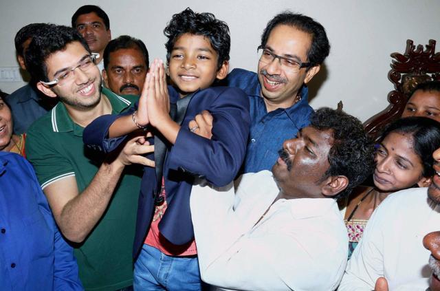Shiv Sena President Uddhav Thackeray and Aditya Thackeray greeting Sunny at Matoshree in Mumbai on Wednesday. (PTI) Shiv Sena President Uddhav Thackeray and Aditya Thackeray greeting Sunny at Matoshree in Mumbai on Wednesday. (PTI)