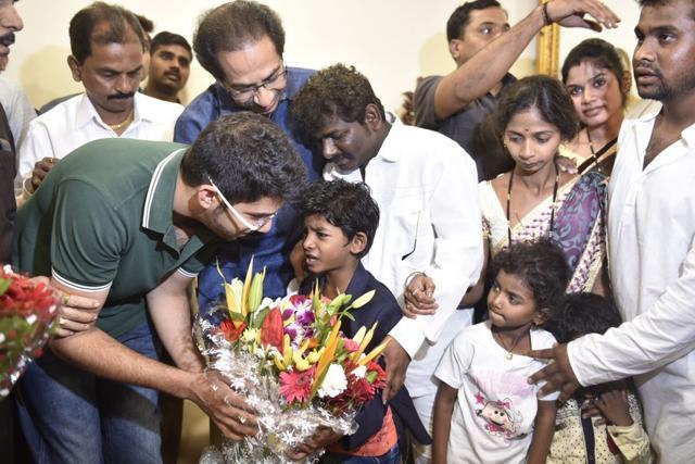 Shiv Sena chief Uddhav Thackeray greeting Sunny at Matoshree in Mumbai on Wednesday. (Satish Bate/HT Photo)