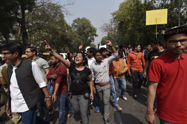 ABVP activists from different parts of the city gather to participate in ‘DU against anti-nationals’ protest. (Ravi Choudhary) ABVP activists from different parts of the city gather to participate in ‘DU against anti-nationals’ protest. (Ravi Choudhary)