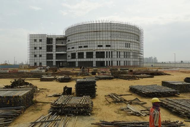 The under-construction metro depot in Greater Noida, which will house 32 trains. (Virendra Singh Gosain/HT PHOTO) The under-construction metro depot in Greater Noida, which will house 32 trains. (Virendra Singh Gosain/HT PHOTO)