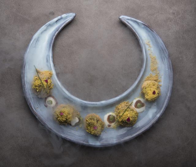 Is this a crescent moon? Or an improvised horseshoe? We’ll never know. (HT Photo)