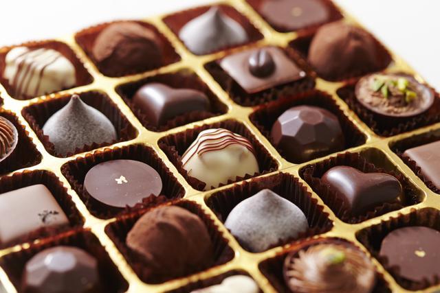 Stay away from sweet foods and refined flour to keep your acne under control. (Shutterstock) Stay away from sweet foods and refined flour to keep your acne under control. (Shutterstock)