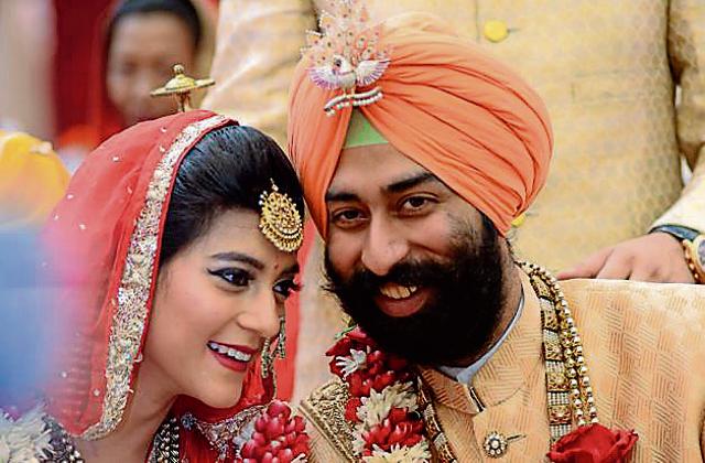 The newly wed couple Nirvan Singh and Mriganka Singh, in Delhi on Saturday. (HT Photo) The newly wed couple Nirvan Singh and Mriganka Singh, in Delhi on Saturday. (HT Photo)