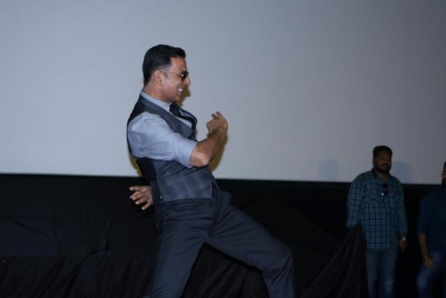 Akshay Kumar flaunts his dance moves. (IANS) Akshay Kumar flaunts his dance moves. (IANS)