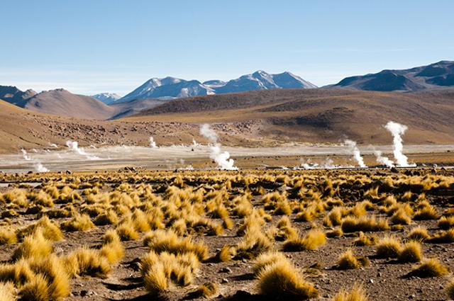 Visit the El Tatio geyser field at dawn. (Istock) Visit the El Tatio geyser field at dawn. (Istock)