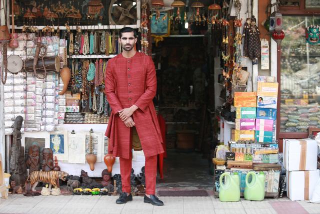 Go for a silk tweed cape bandhgala with silk trousers. (AMAL KS/Photo HT )