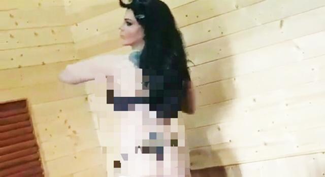 640px x 349px - Rakhi Sawant leaked MMS video: I don't know who it is, looks like me |  Bollywood - Hindustan Times
