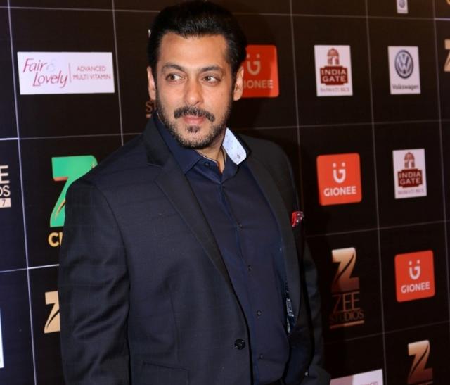 Actor Salman Khan during the Fair & Lovely Zee Cine Awards 2017 in Mumbai on March 11, 2017. (IANS) Actor Salman Khan during the Fair & Lovely Zee Cine Awards 2017 in Mumbai on March 11, 2017. (IANS)