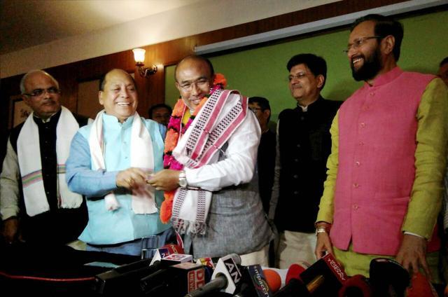 Nongthombam Biren Singh is greeted after he was elected as BJP’s legislature party leader in Imphal on Monday. Union power minister and BJP observer Piyush Goyal and HRD minister Prakash Javadekar are also seen. (PTI)