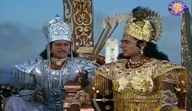 Seen here, actor Firoz Khan (left) as Arjun and Nitish Bhardwaj as Lord Krishna. Seen here, actor Firoz Khan (left) as Arjun and Nitish Bhardwaj as Lord Krishna.