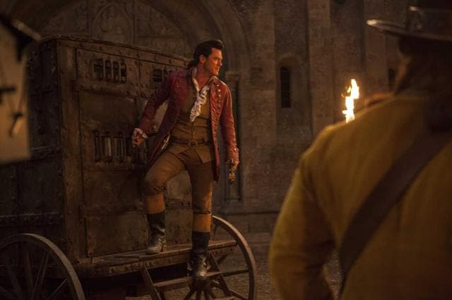 Luke Evans plays Gaston, a narcissistic soldier keen to have Belle as a trophy wife. Luke Evans plays Gaston, a narcissistic soldier keen to have Belle as a trophy wife.