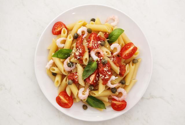 A Mediterranean diet based on foods rich in antioxidants (fruit and vegetables, seeds, nuts, wholegrain cereals) is the best weapon of mass destruction in the fight against lumpy deposits. (Shutterstock)