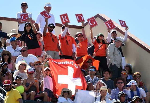 Fans cheer for Roger Federer of Switzerland in the semi final match against Jack Sock of the United States at the BNP Paribas Open at Indian Wells Tennis Garden on March 18. (AFP) Fans cheer for Roger Federer of Switzerland in the semi final match against Jack Sock of the United States at the BNP Paribas Open at Indian Wells Tennis Garden on March 18. (AFP)