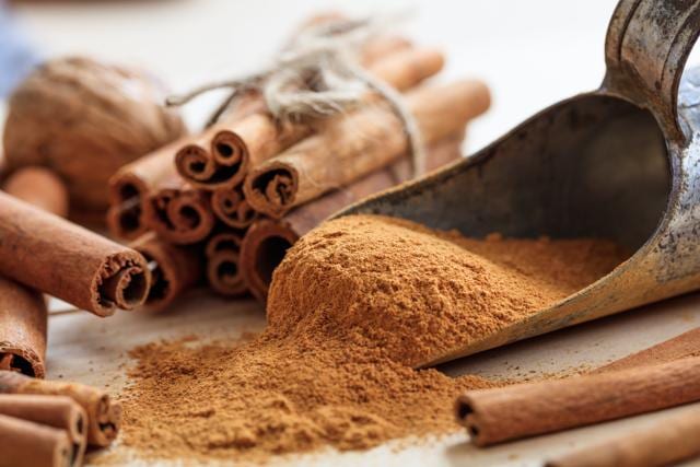 Use cinnamon to control oily skin. (Shutterstock)