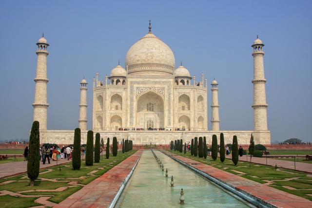 The Taj Mahal in Agra. (Shutterstock)