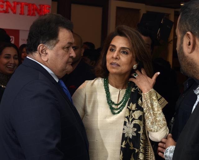 Rishi and Neetu Kapoor at the style awards. (Pratik Chorge/HT Photo)
