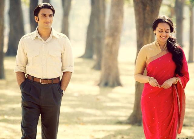 Sonakshi and Ranveer in a still from Lootera.