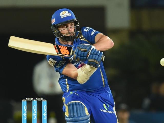 Mumbai Indians’ Mitchell McClenaghan plays a reverse sweep against Sunrisers Hyderabad during IPL T20 match at Dr YS Rajasekhara Reddy ACA-VDCA Cricket Stadium, Visakhapatnam on May 8 2016. (Vijayanand Gupta/ HT Photo ) 