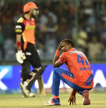 Gujarat Lions player Dwayne Bravo dejected during the Indian Premier League, Qualifier 2 match between Gujarat Lions vs Sunrisers Hyderabad at Feroz Shah Kotla Ground in New Delhi on May 27, 2016.  (Ajay Aggarwal/HT Photo) 