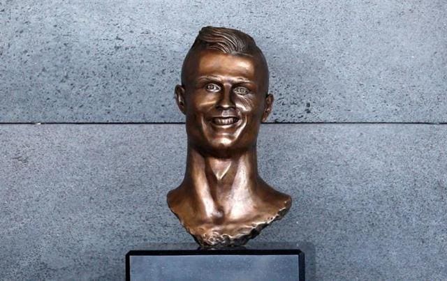 The bronze bust of Cristiano Ronaldo (Reuters) The bronze bust of Cristiano Ronaldo (Reuters)
