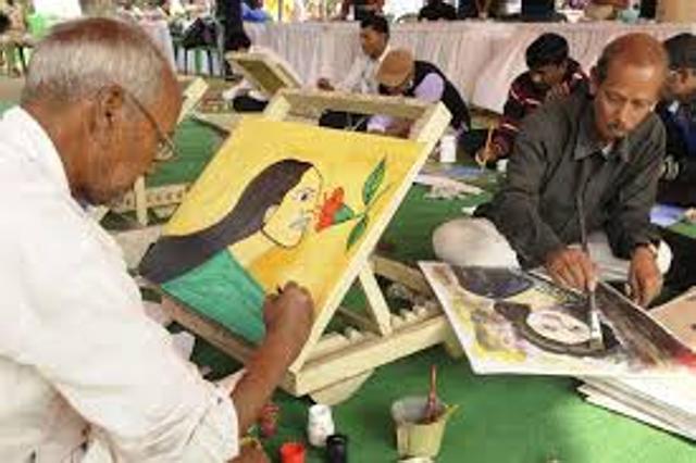 Inmates during an open air painting session in Kolkata. (HT Photo/Samir Jana) Inmates during an open air painting session in Kolkata. (HT Photo/Samir Jana)