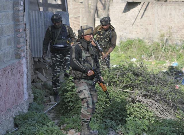 Army personnel during their search operation near the site of a militant attack in Sempora area on the outskirts of Srinagar on Monday. (Waseem Andrabi/ HT Photo) Army personnel during their search operation near the site of a militant attack in Sempora area on the outskirts of Srinagar on Monday. (Waseem Andrabi/ HT Photo)