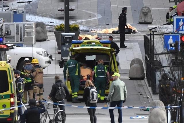 Several people were injured when a truck crashed into department store Ahlens on Drottninggatan. (TT News Agency (Via Reuters)) Several people were injured when a truck crashed into department store Ahlens on Drottninggatan. (TT News Agency (Via Reuters))