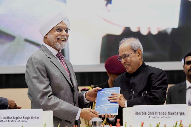 President Pranab Mukherjee and Chief Justice of India JS Khehar at the inauguration of the All India Seminar organised by the Confederation of Indian Bar at Vigyan Bhavan in New Delhi on Saturday. (PTI)