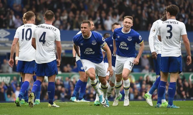 Everton F.C. snapped Leicester City F.C.’s five-match winning streak as they lost 4-2 in the Premier League encounter. (AFP) Everton F.C. snapped Leicester City F.C.’s five-match winning streak as they lost 4-2 in the Premier League encounter. (AFP)