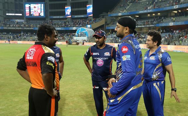 Sunrisers Hyderabad bowling coach Muttiah Muralitharan, Mumbai Indians coach Mahela Jayawardene, Sachin Tendulkar (mentor of Mumbai Indians) and Harbhajan Singh chat after the 2017 Indian Premier League between Mumbai Indians and Sunrisers Hyderabad at the Wankhede Stadium on Wednesday (BCCI)