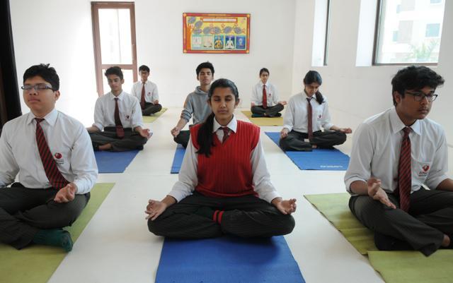 Collective meditation has healing powers, a new study suggests. (Parveen Kumar/HT Photo) Collective meditation has healing powers, a new study suggests. (Parveen Kumar/HT Photo)