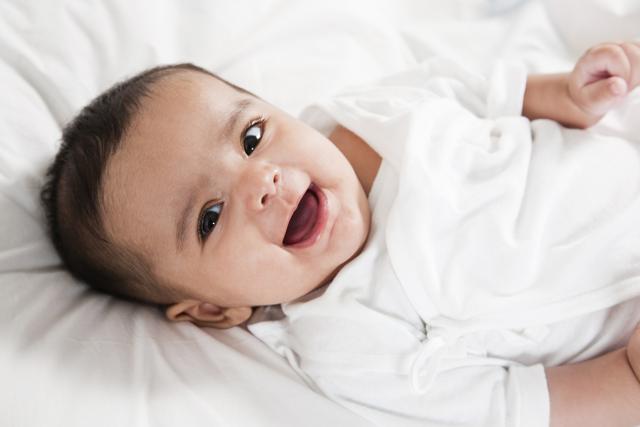 When bathing your baby, take special care to wash her neck, underarms and other visible folds in her body. (Shutterstock) When bathing your baby, take special care to wash her neck, underarms and other visible folds in her body. (Shutterstock)