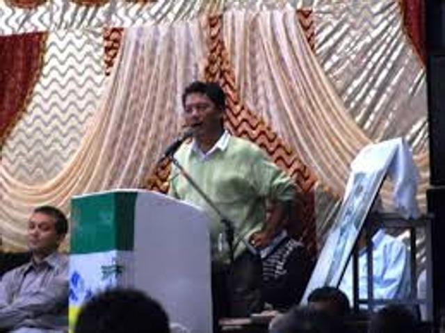 GJM chief Bimal Gurung is the most powerful leader in the Darjeeling hills, but Trinamool Congress is nibbling away at his support base. (HT Photo) GJM chief Bimal Gurung is the most powerful leader in the Darjeeling hills, but Trinamool Congress is nibbling away at his support base. (HT Photo)
