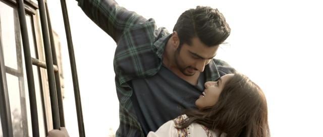 Arjun plays Madhav while Shraddha essays the role of Riya in Half Girlfriend.