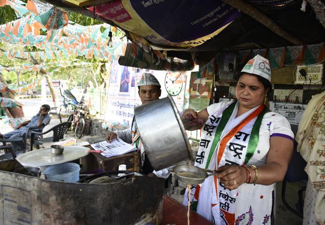Kaushalya Devi, a tea vendor, is the NCP candidate from Jangpura (Vipin Kumar/HT Photo)
