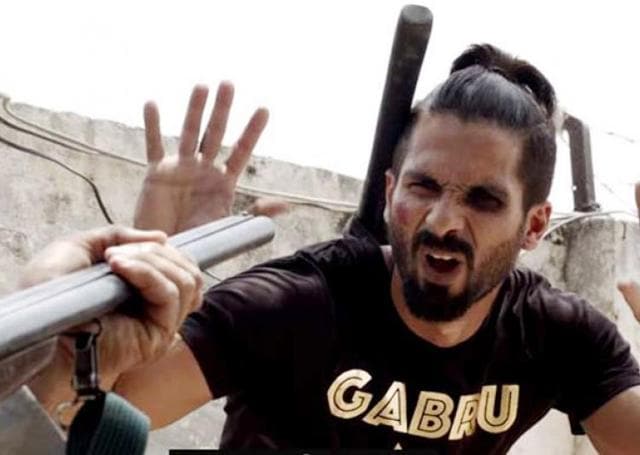 Shahid Kapoor played a star singer in Udta Punjab. Shahid Kapoor played a star singer in Udta Punjab.