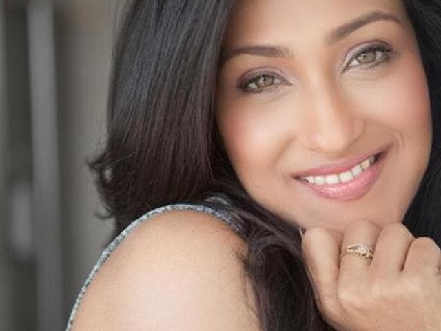 Rituparna Sengupta played the role of Begum Jaan in Srijit Mukherji’s Rajkahini. Rituparna Sengupta played the role of Begum Jaan in Srijit Mukherji’s Rajkahini.