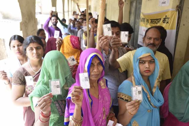 Voters stand in a queue at a polling station in Sarita Vihar. (Raj K Raj / HT Photo) Voters stand in a queue at a polling station in Sarita Vihar. (Raj K Raj / HT Photo)