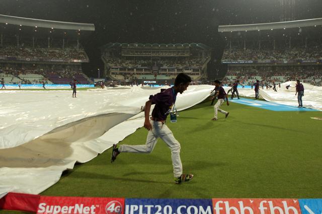 The toss between Kolkata Knight Riders and Royal Challengers Bangalore was delayed due to rain. (BCCI)