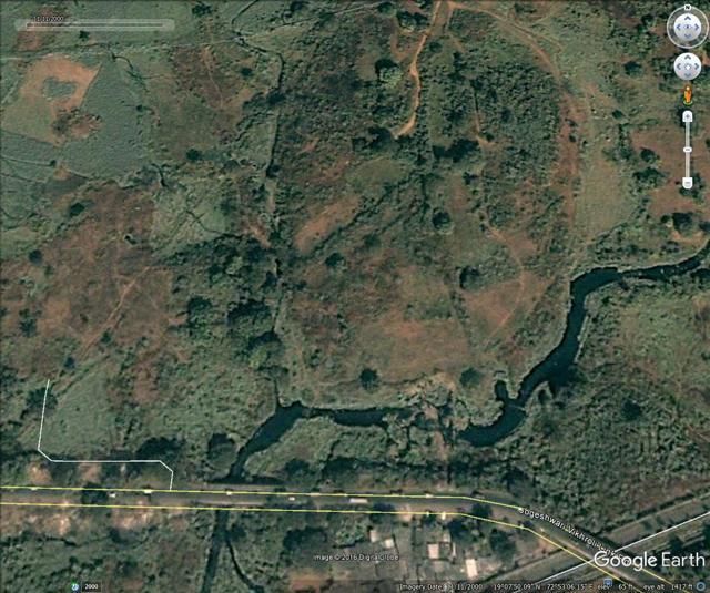 A 2000 satellite image of the Mithi river. (HT) A 2000 satellite image of the Mithi river. (HT)