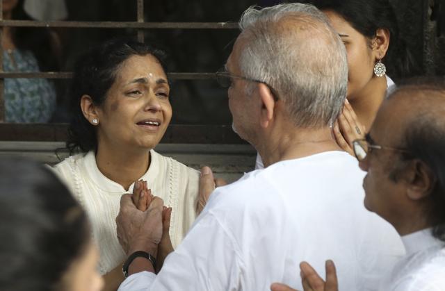 Kavita , Vinod Khanna’s wife, is consoled by filmmaker and poet Gulzar. (AP) Kavita , Vinod Khanna’s wife, is consoled by filmmaker and poet Gulzar. (AP)