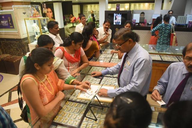 People check out the new designs in Mumbai. (Pratik Chorge)