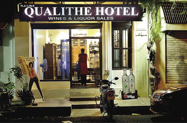 Travel Differently Rediscover Pondicherry By Night Hindustan Times